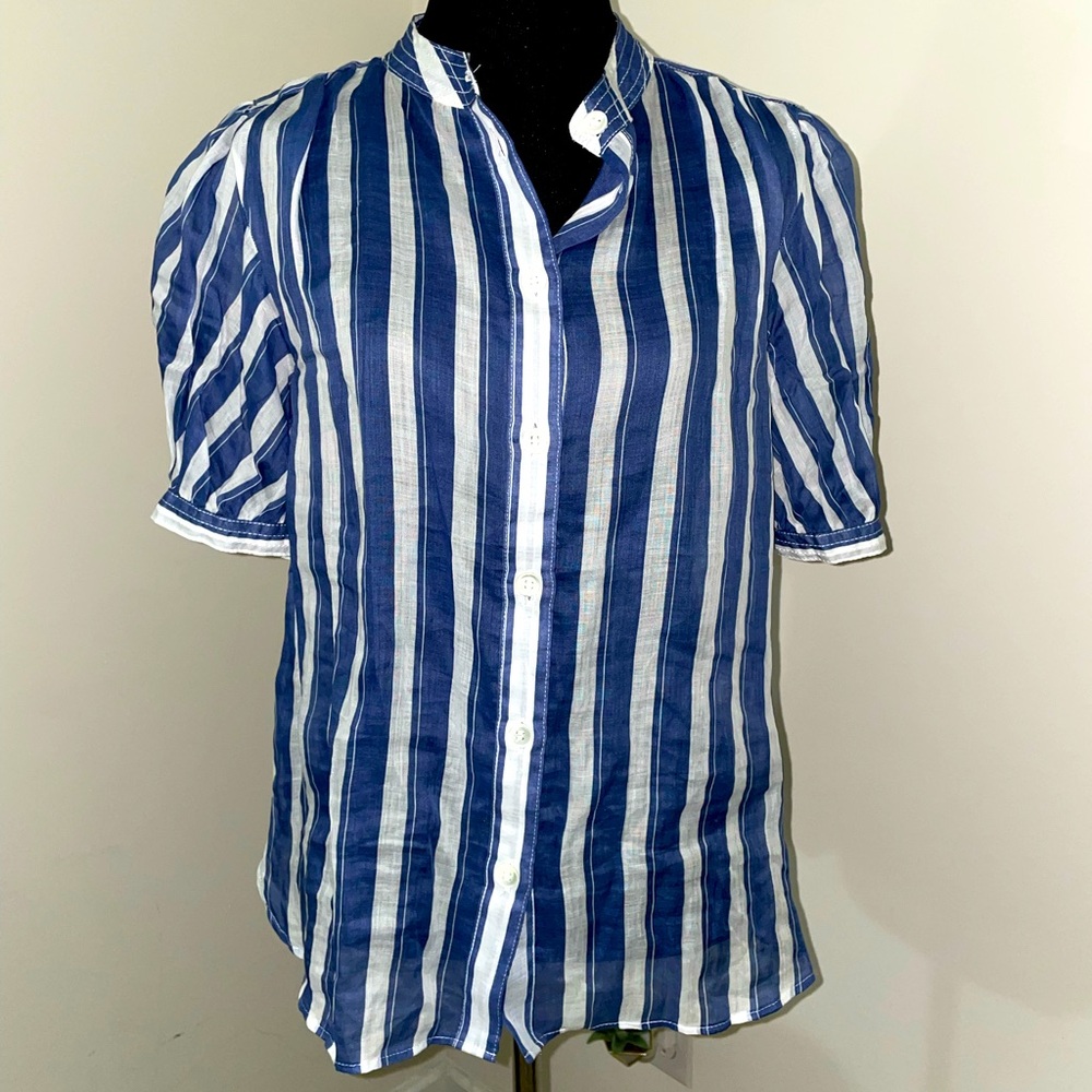 Banana Republic short sleeved blouse from Banana Republic in size S